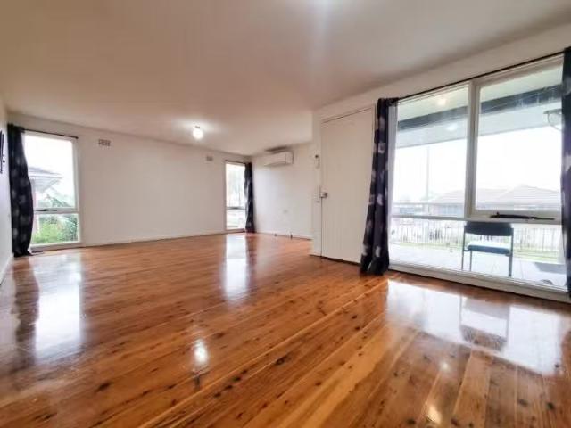 291 Riverside Drive, AIRDS House for rent Listed by Nicholas.