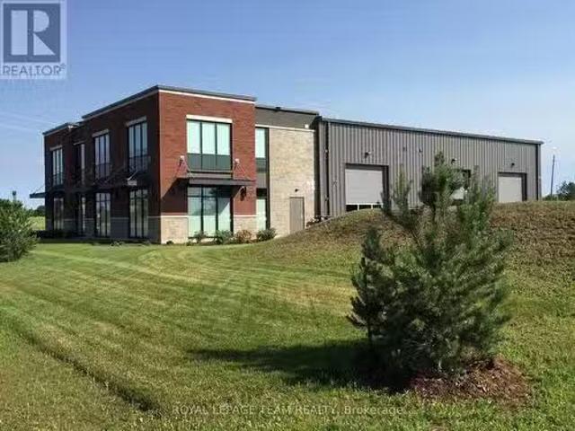 2924 Carp Road, Ottawa, ON, K0A 1L0 commercial for lease Li.