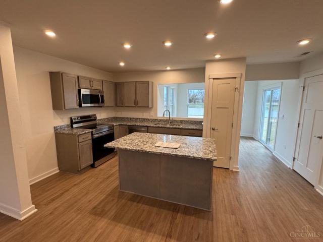 2924 Huntington Drive