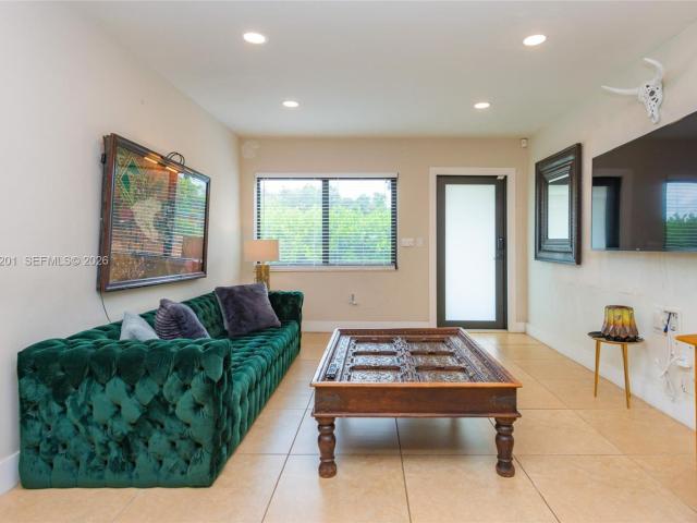 2925 NW 11th Ave, Unit FRONT, Miami, FL 33127 | MLS #A11998
