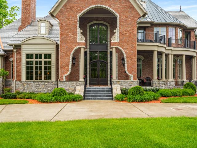 2925 Old Clarksville Pike