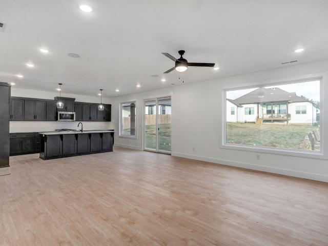 2925 W Teton Drive