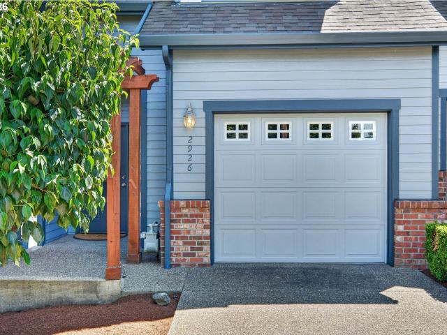 2926 sw texas st