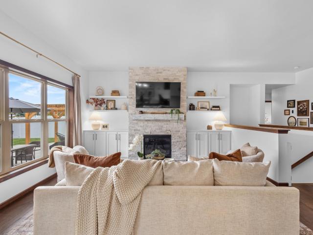 2927 gardenia drive