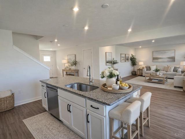 2927 Huntington Drive