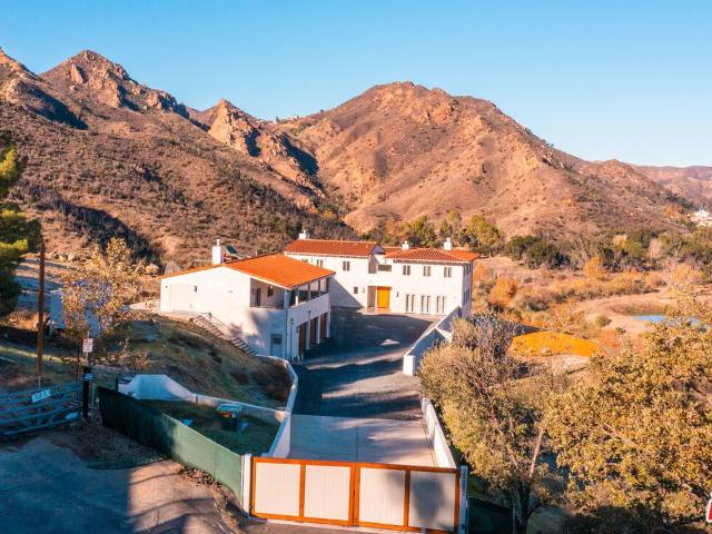 29282 Circle Dr, Agoura Hills, US, CA