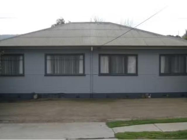 2/928 Padman Drive, Albury Apartment for rent Listed by Mandy.