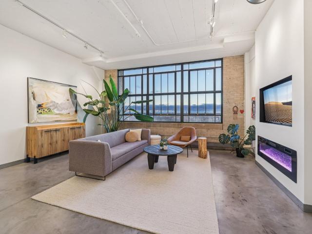 2929 Chicago Avenue # 1105
