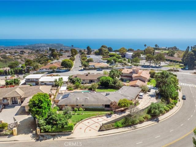 2929 Crest Drive