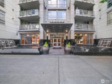 2929 1st Avenue # 914