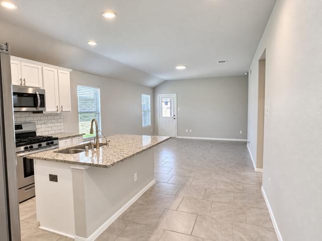 29202 Dunns Creek Court