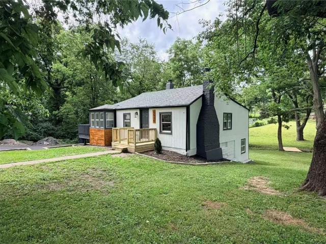 2920 NE 39th Street