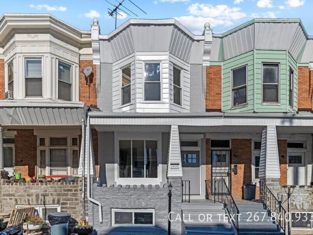 2921 W Oxford St, 4 beds, 2 full baths
