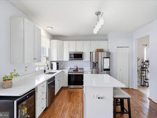 2922 Siwanoy Drive