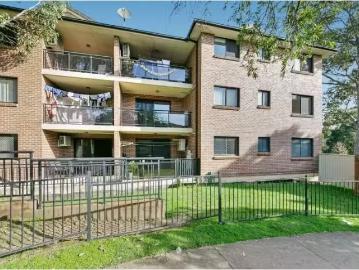29/2 10 Mulla Rd, YAGOONA Apartment for rent Listed by Starr.