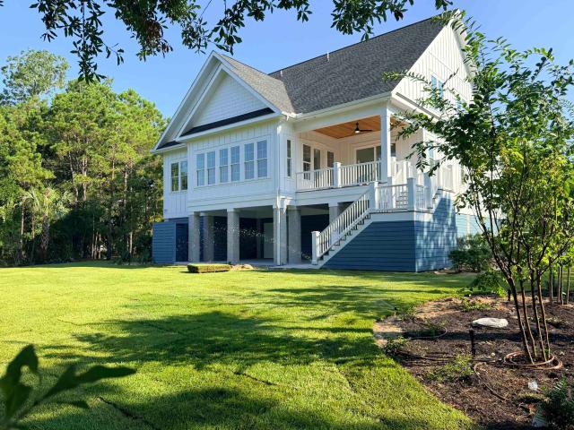 292 Colony Club Dr