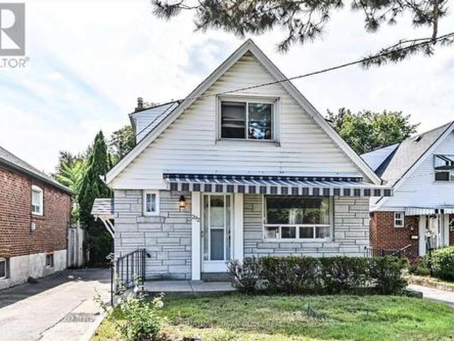 292 Glebemount Avenue, Toronto, ON, M4C 3V3 house for sale | Listing ID E13719 | Royal LePage