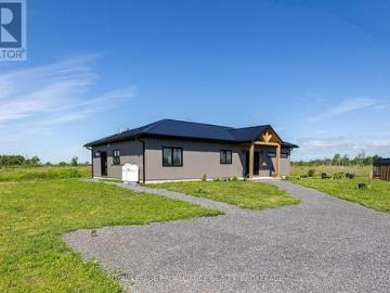 292 Kyes Road, Front Of Leeds & Seeleys Bay, ON, K0E 1L0 house for sale | Listing ID X13451 | Royal LePage