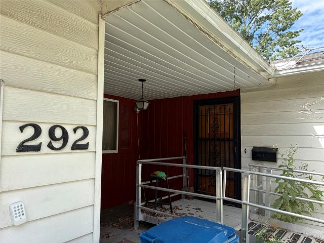 292 N MAIN Street