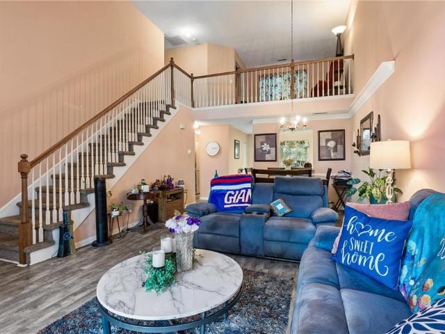 292 Shoal Creek