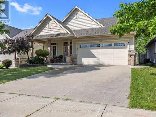 292 Walnut Street, Lucan Biddulph Lucan, ON, N0M 2J0 house for sale | Listing ID X13732 | Royal LePage