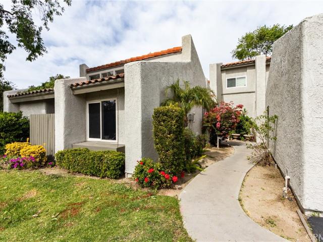29344 Vía Frontera, Murrieta, CA 92563 | MLS #SW26053