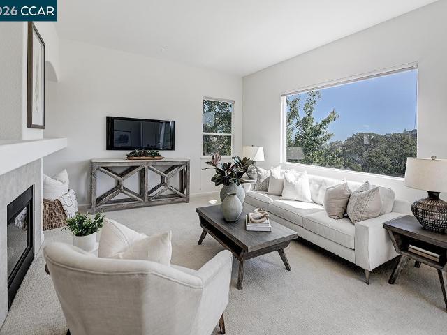 2934 Saklan Indian Dr