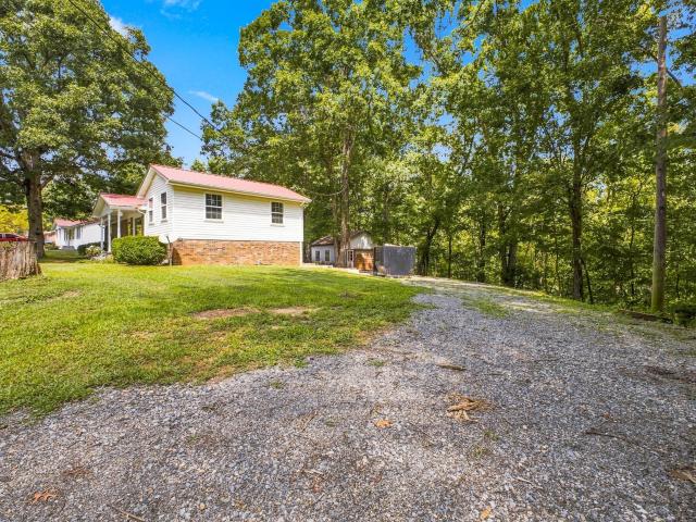 2935 White Oak Dr