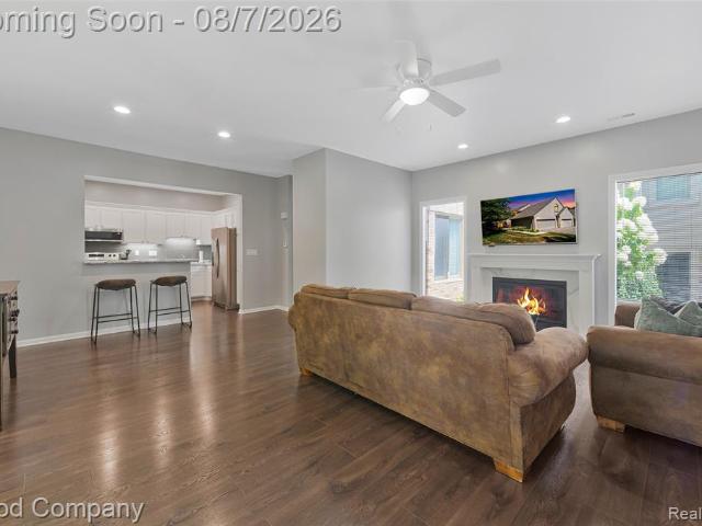29367 Laurel Drive