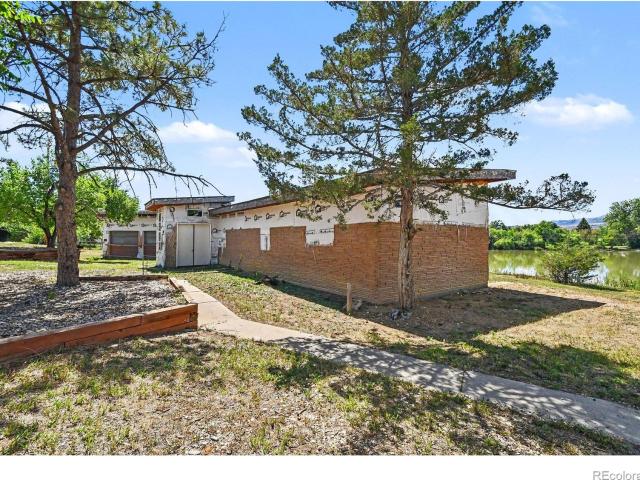 2937 Dean Drive