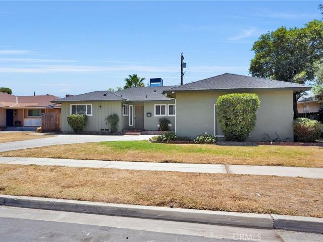 2938 E Willis