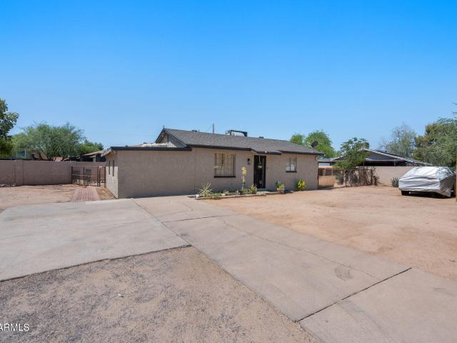 2939 e angela drive