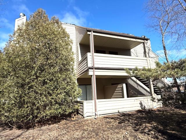 2930 Frontenac Street # 207