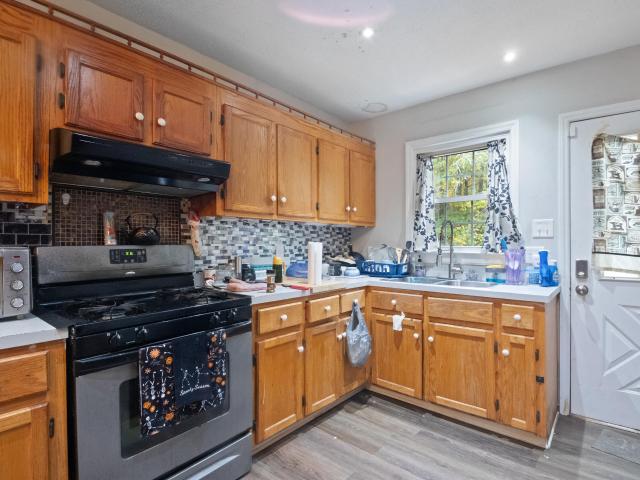 2930 Thomas Road
