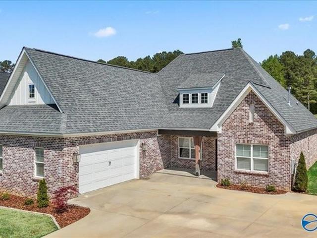 2931 Cherokee Ridge Dr, Union Grove, AL 35175
