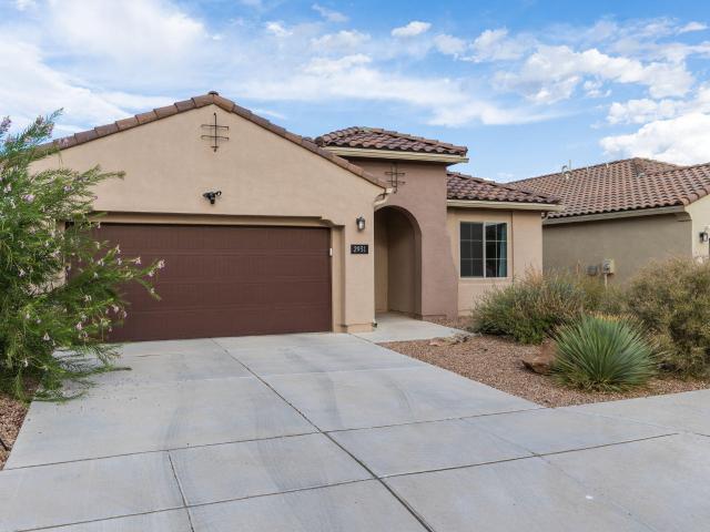 2931 Kings Canyon Loop NE