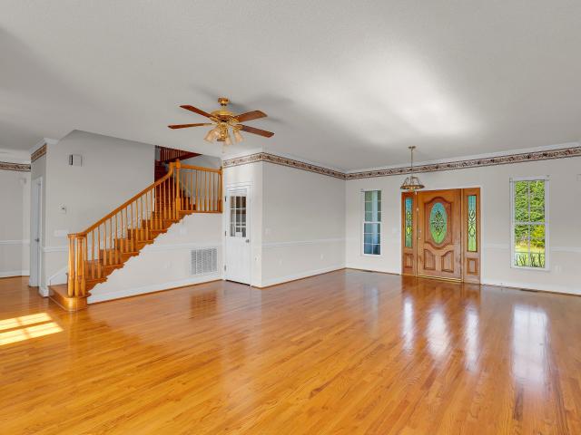 293 Berry Road