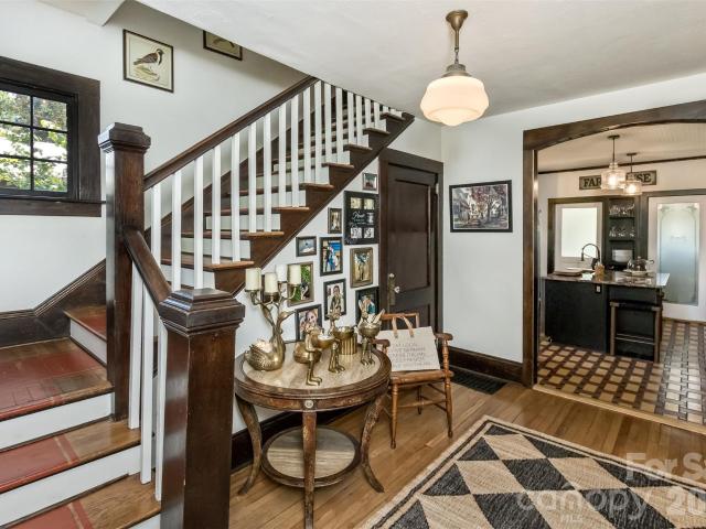 293 Fairview Road