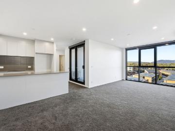 29/3 Nanango Way, Watson