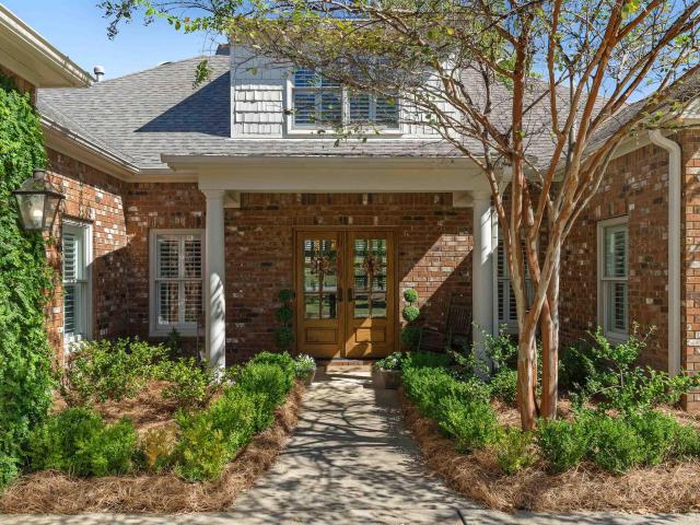 293 Strathdon Place