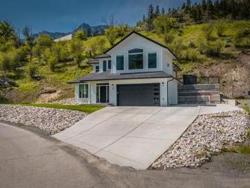 293 Park Drive, Lillooet, BC, V0K 1V0 house for sale | Listing ID 10383 | Royal LePage