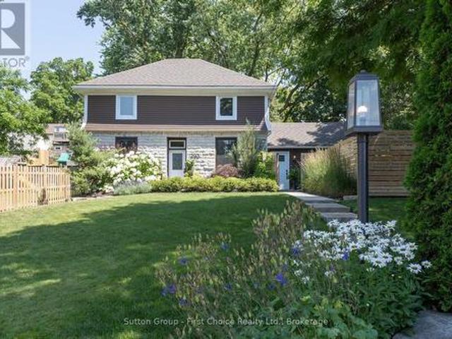 293 Wellington Street S, St. Marys, ON, N4X 1C5 house for sale | Listing ID X13585 | Royal LePage