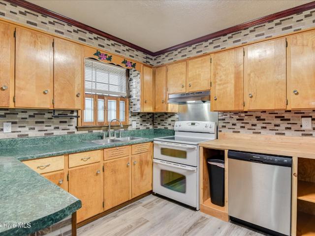 293 Whaley Pond Road