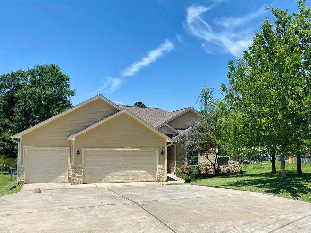 293 Twin Magnolia
