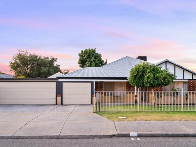 293 Verna StreetGosnells WA 6110, Australia