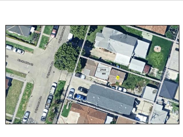 2944 S Sycamore
