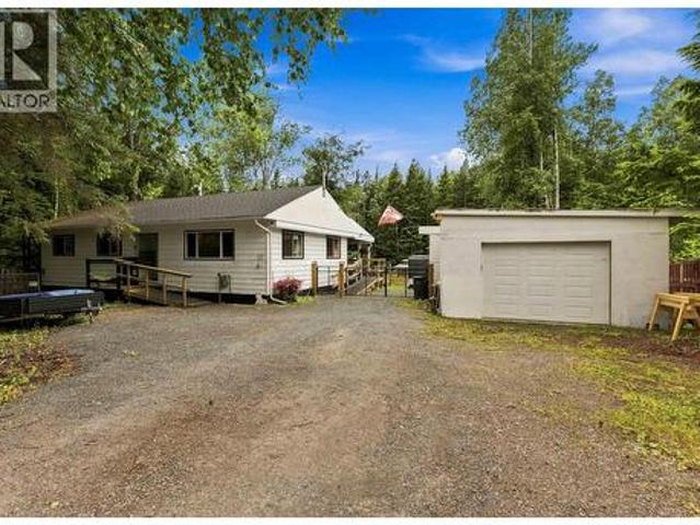 2945 Thornhill Street, Terrace, BC, V8G 5A1 house for sale | Listing ID R3148 | Royal LePage