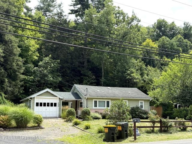 2946 New York 32