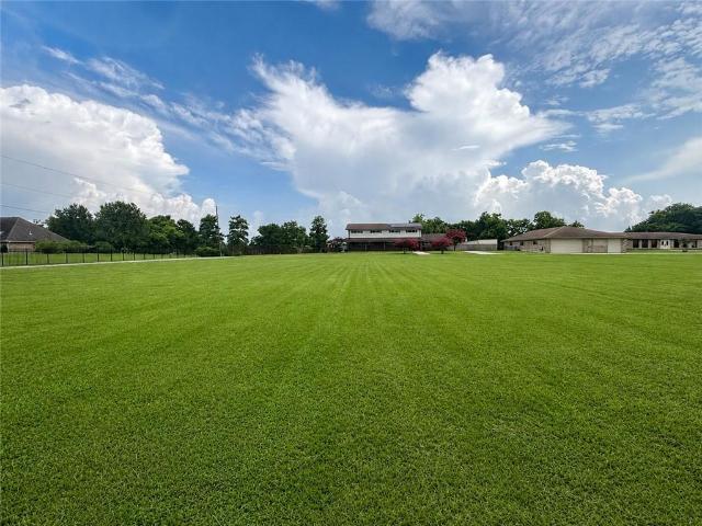 2948 Bayou Road