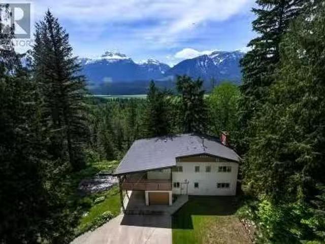 2941 Mcinnes Road, Revelstoke, BC, V0E 2S3 commercial for sa.